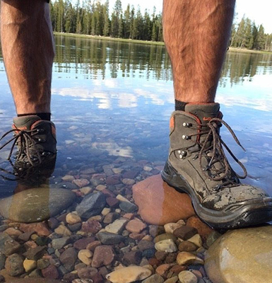Men's footwear with Waterproof®