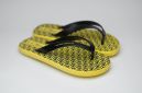 Цены на Flip flops Las Espadrillas F6574-2127 Made in Italy unisex (black/yellow)