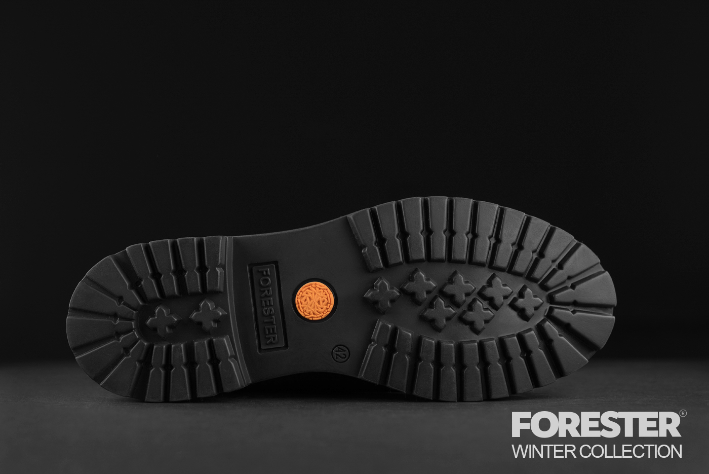 черные-ботинки-Forester