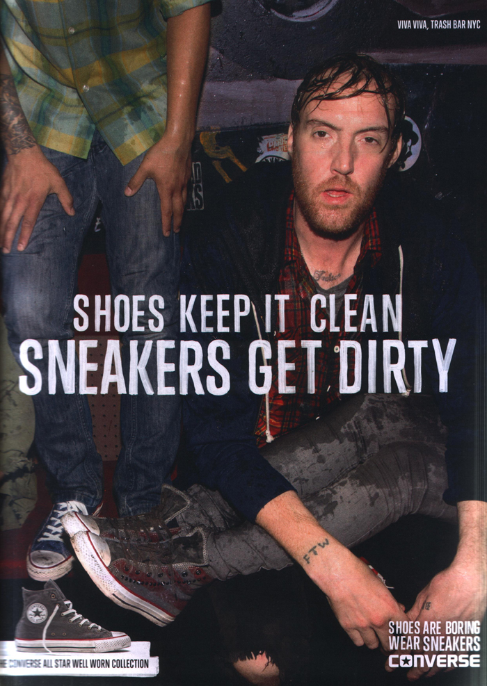 Рекламная кампания грязных Converse - «Shoes Keep it Clean, Sneakers Get Dirty»