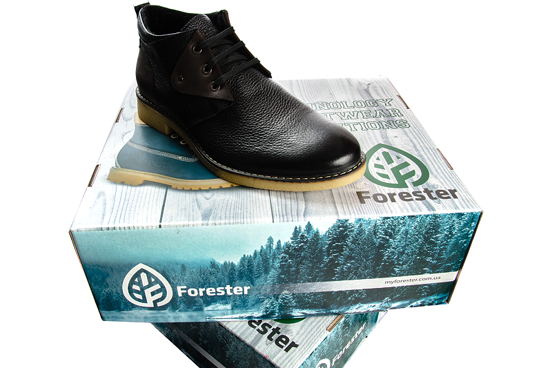 тепла зимова взуття Forester