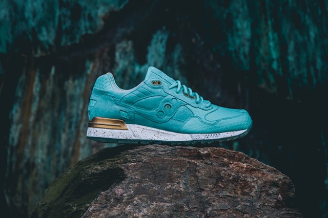 Epitome x Saucony Shadow 5000 “Righteous One”