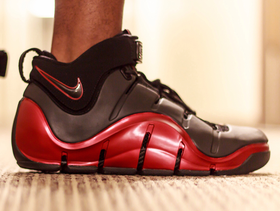 Nike Zoom LeBron IV – 2004
